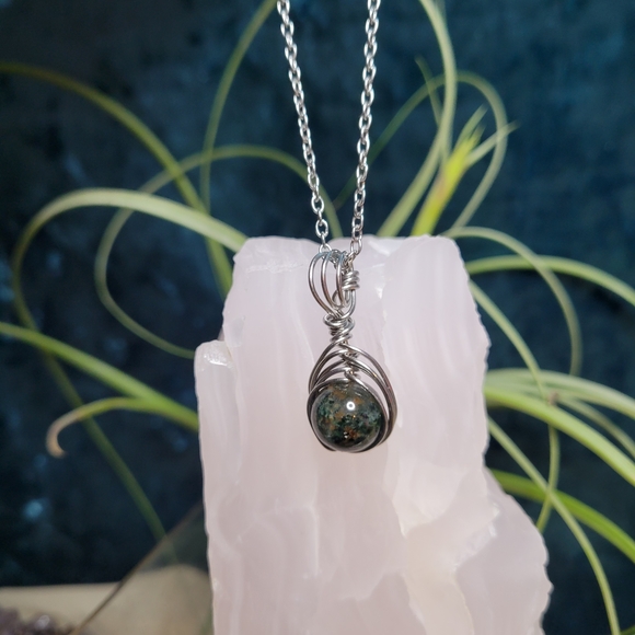 Garden Quartz Crystal Pendant | Handmade Wire Wrapped In Stainless Steel | Gift - Picture 3 of 5